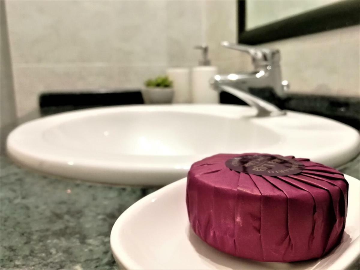 Elera Holiday Apartment Palermo Luaran gambar