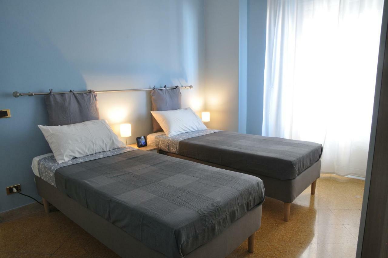 Elera Holiday Apartment Palermo Luaran gambar